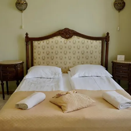 Guest house Pensiunea Cardinal